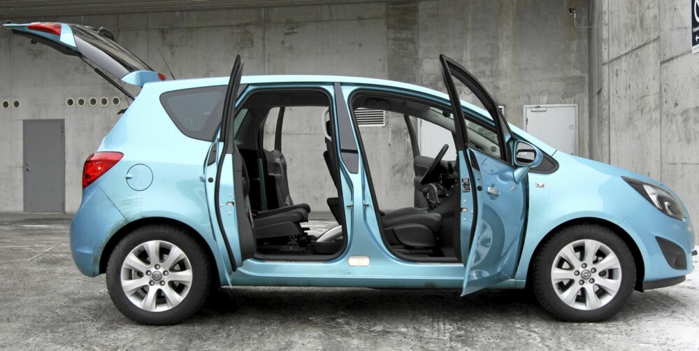 VELKOMMEN INN: Opel Meriva har en spesiell dørløsning som gir enkel tilgang til interiøret. VELKOMMEN INN: Opel Meriva har en spesiell dørløsning som gir enkel tilgang til interiøret.