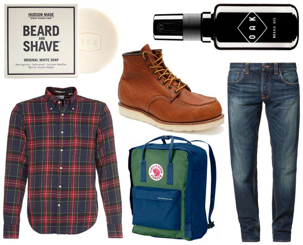 MUST-HAVES: Øverst fra venstre: skjegg- og barbersåpe - Original White fra Hudson Made, kr 199 hos Barbershop.no. Skjeggolje fra Oak, kr 389 hos Barbershop.no. Skjorte - blue check fra Gant, kr 999. Moc Toe fra Red Wing, kr 2300. Steady Eddie Straight leg jeans - organic whistle blue fra Nudie Jeans, kr 1095. Save the Arctic Fox Kånken fra Fjellräven, kr 799. MUST-HAVES: Øverst fra venstre: skjegg- og barbersåpe - Original White fra Hudson Made, kr 199 hos Barbershop.no. Skjeggolje fra Oak, kr 389 hos Barbershop.no. Skjorte - blue check fra Gant, kr 999. Moc Toe fra Red Wing, kr 2300. Steady Eddie Straight leg jeans - organic whistle blue fra Nudie Jeans, kr 1095. Save the Arctic Fox Kånken fra Fjellräven, kr 799.