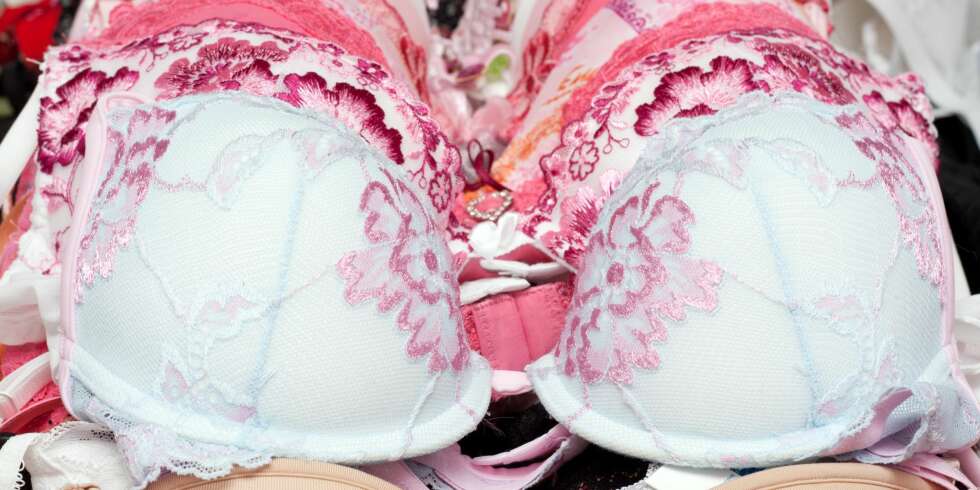 PUSH-UP OG SOFT-CUP: Vet dere egentlig hva som er hva, gutter? FOTO: Colourbox PUSH-UP OG SOFT-CUP: Vet dere egentlig hva som er hva, gutter? FOTO: Colourbox