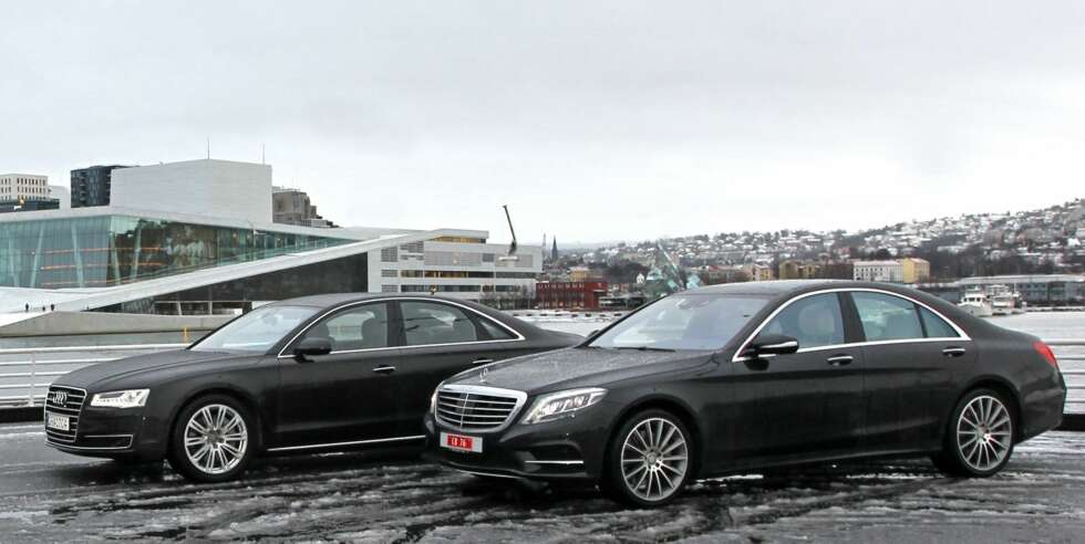 DUELL: Mercedes-Benz S500 4Matic mot Audi A8 4,2 TDI Quattro. DUELL: Mercedes-Benz S500 4Matic mot Audi A8 4,2 TDI Quattro.