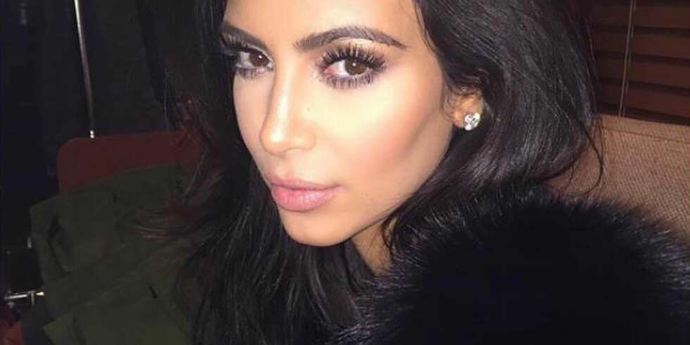NEI, KIM: Nå er vi lei den helt tydelige contouringen makeupartisten din har gjort. NEI, KIM: Nå er vi lei den helt tydelige contouringen makeupartisten din har gjort.