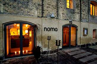 NOMA: Tre ganger verdens beste restaurant og for lengst legendestatus. NOMA: Tre ganger verdens beste restaurant og for lengst legendestatus.