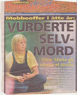 STO FREM: - Det var nærmest som en sluse som åpnet seg. Plutselig kom jeg i avisene og ble kontaktet av andre med samme problem. Å stå frem er det beste jeg har gjort, forteller Justine. (Faksimile fra Demokraten) STO FREM: - Det var nærmest som en sluse som åpnet seg. Plutselig kom jeg i avisene og ble kontaktet av andre med samme problem. Å stå frem er det beste jeg har gjort, forteller Justine. (Faksimile fra Demokraten)