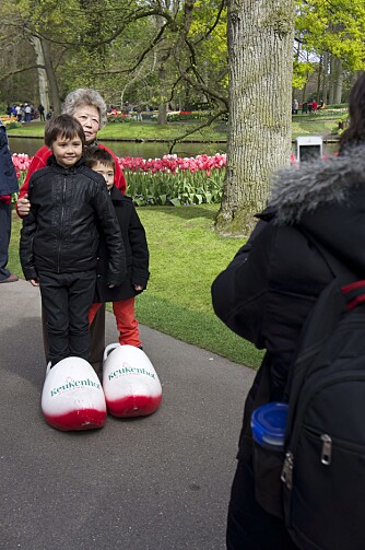 TRESKOLAND: Blomster, javel - men tresko finnes her selvsagt også, i alle størrelser. FOTO: Geir Svardal TRESKOLAND: Blomster, javel - men tresko finnes her selvsagt også, i alle størrelser. FOTO: Geir Svardal