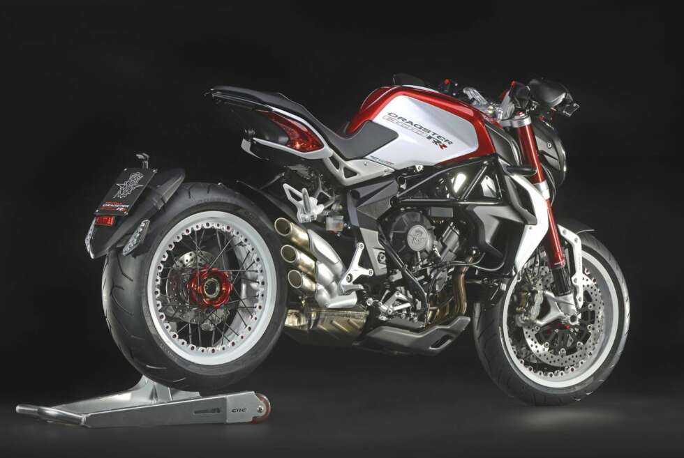 MV AUGUSTA BRUTALE 800 DRAGSTER RR MV AUGUSTA BRUTALE 800 DRAGSTER RR