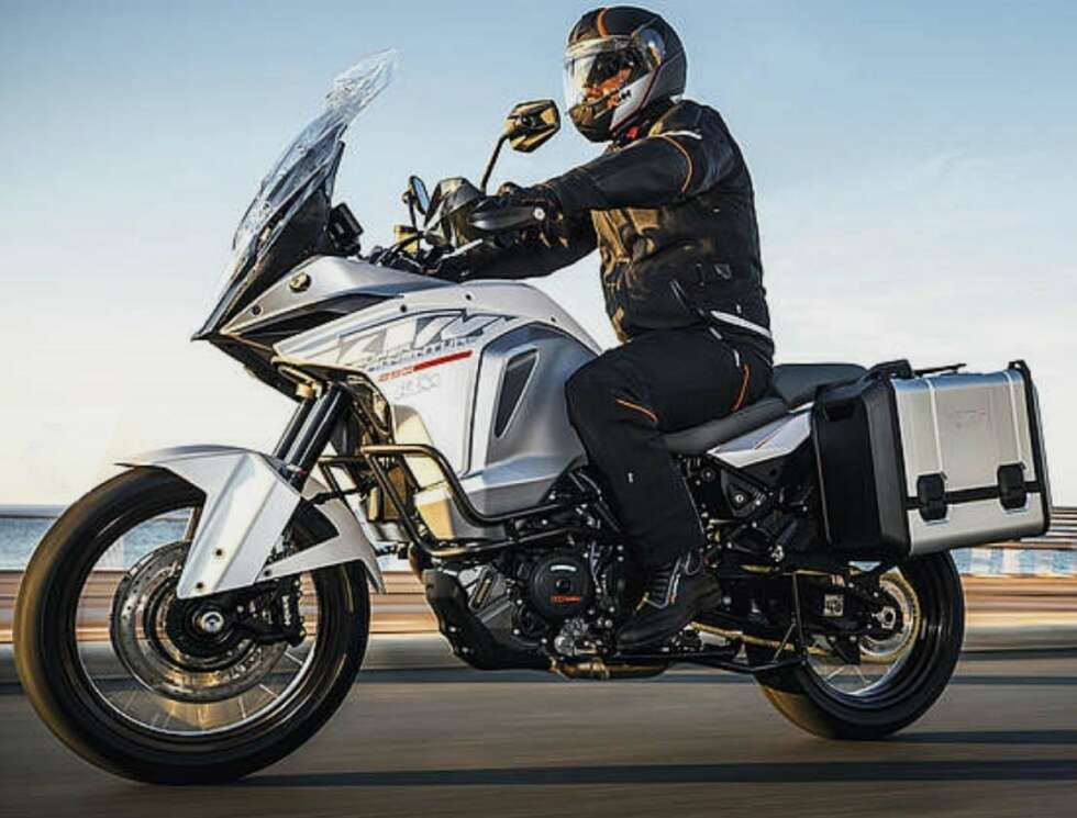 KTM 1290 SUPER ADVENTURE KTM 1290 SUPER ADVENTURE
