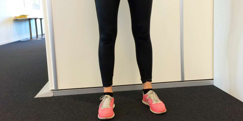 IKKE GJØR DETTE: Tights, skitne sko og for trange klær kan gjøre det vanskelig å få jobb. IKKE GJØR DETTE: Tights, skitne sko og for trange klær kan gjøre det vanskelig å få jobb.