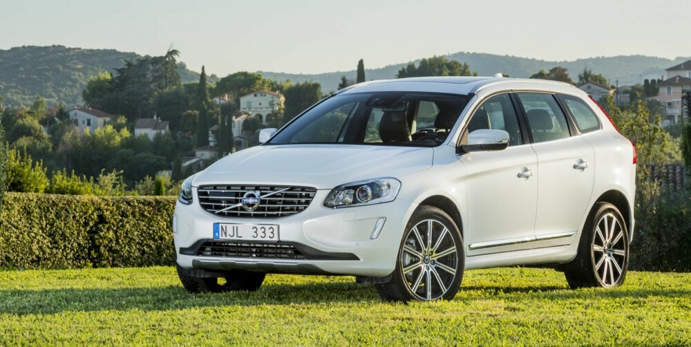 NY XC60: Ny bil og nye motorer - om du velger framhjulstrekk. Firehjulstrekk lar seg nemlig ikke kombinere med de nye motorene på dagens plattform. NY XC60: Ny bil og nye motorer - om du velger framhjulstrekk. Firehjulstrekk lar seg nemlig ikke kombinere med de nye motorene på dagens plattform.
