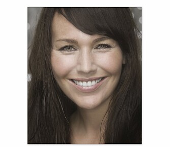 FOR KORT: Makeupartisten Trude synes det skal mye til for å kle vedlig korte skjørt med lårhøye støvletter. FOR KORT: Makeupartisten Trude synes det skal mye til for å kle vedlig korte skjørt med lårhøye støvletter.