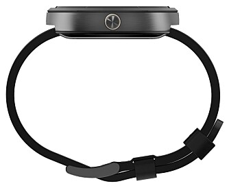 FØLES TYNN: Motorola Moto 360 gir et tynt inntrykk, men er 1,15 cm tykk. FØLES TYNN: Motorola Moto 360 gir et tynt inntrykk, men er 1,15 cm tykk.