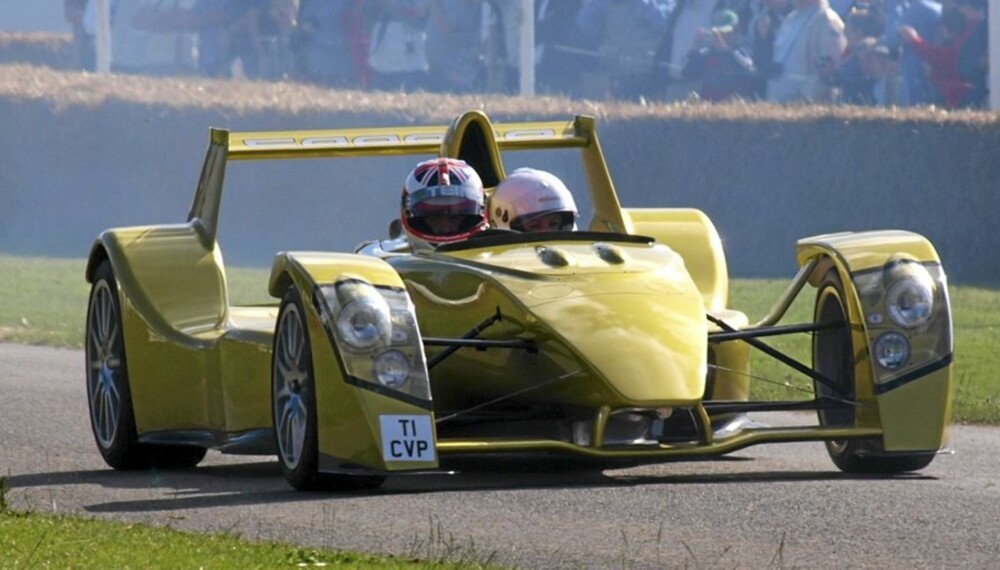 CAPARO T1: Den stopper eller tar fyr. Her er den fotografert i et sjeldent øyeblikk hvor den faktisk fungerer. CAPARO T1: Den stopper eller tar fyr. Her er den fotografert i et sjeldent øyeblikk hvor den faktisk fungerer.