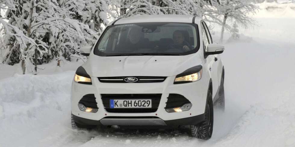 BEST: Ford Kuga er best på sikkerhet av de kompakte SUV-en, ifølge det uavhengige testorganet EuroNCAP. FOTO: Ford BEST: Ford Kuga er best på sikkerhet av de kompakte SUV-en, ifølge det uavhengige testorganet EuroNCAP. FOTO: Ford