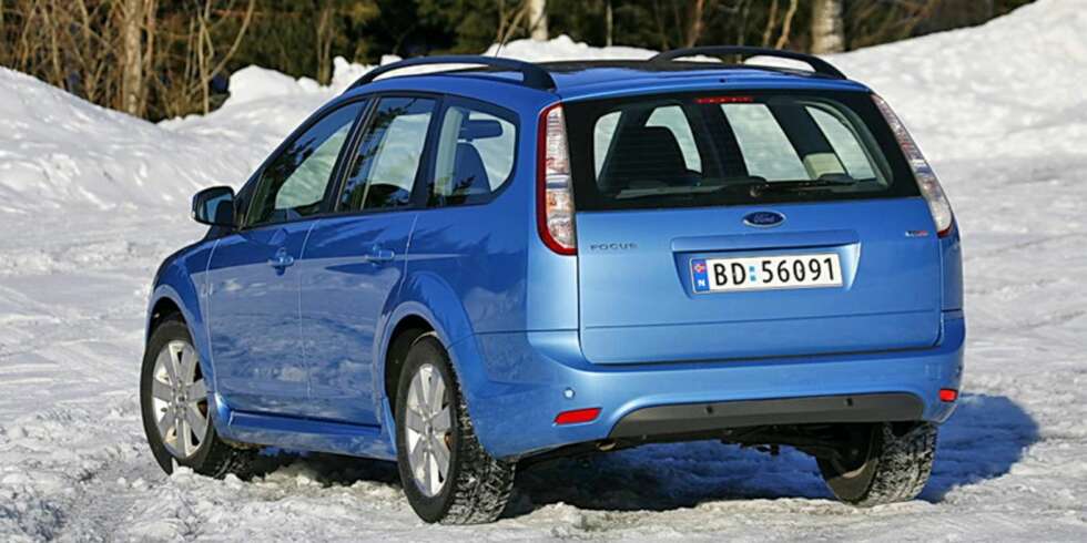 Med stasjonsvognen av Ford Focus får du en fullverdig familiebil, takket være rommelig lasteplass. Ford Focus er også en av de bilene i kompaktklassen som kjører best. FOTO: HM Arkiv Med stasjonsvognen av Ford Focus får du en fullverdig familiebil, takket være rommelig lasteplass. Ford Focus er også en av de bilene i kompaktklassen som kjører best. FOTO: HM Arkiv