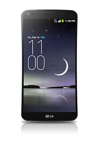 Stor: Flex er stor med sin 6 tommer skjerm. Den er likevel ikke noe mer ubehagelig å ha i lommen en tilsvarende mobiler fra Samsung, Sony og HTC. Stor: Flex er stor med sin 6 tommer skjerm. Den er likevel ikke noe mer ubehagelig å ha i lommen en tilsvarende mobiler fra Samsung, Sony og HTC.