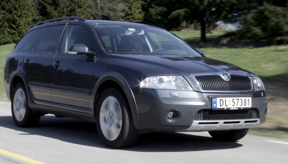 KJØRER BRA: Skoda Octavia Scout 2007-modell KJØRER BRA: Skoda Octavia Scout 2007-modell