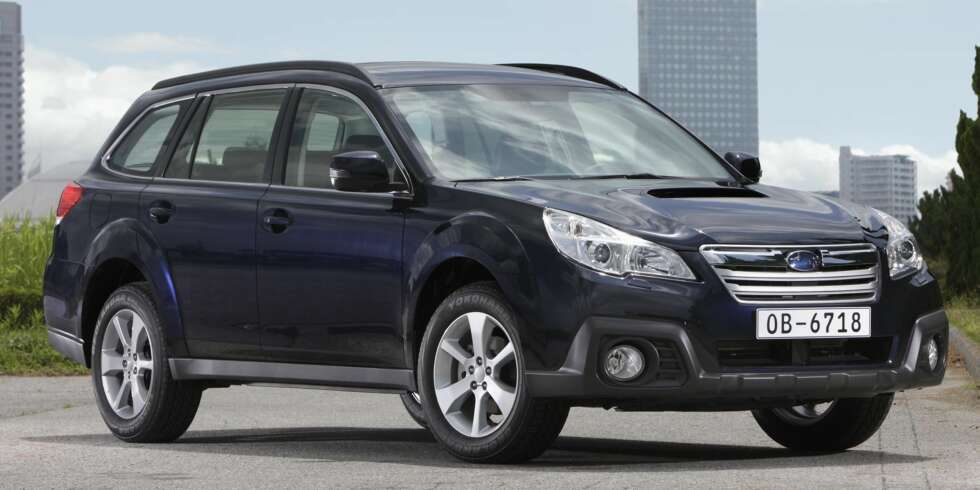FORNYET: Subaru Outback har fått et ansiktsløft og kan nå fås med kombinasjonen diesel og automat. FOTO: Subaru FORNYET: Subaru Outback har fått et ansiktsløft og kan nå fås med kombinasjonen diesel og automat. FOTO: Subaru