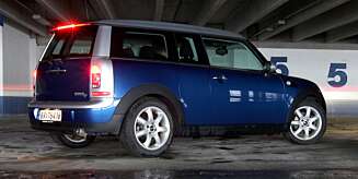 ANNERLEDES: Mini Clubman er ikke lik noen andre. Mini er kjent for sportslige egenskaper, og det gjelder også Clubman, som ikke er den mest praktiske stasjonsvognen på lista. ANNERLEDES: Mini Clubman er ikke lik noen andre. Mini er kjent for sportslige egenskaper, og det gjelder også Clubman, som ikke er den mest praktiske stasjonsvognen på lista.