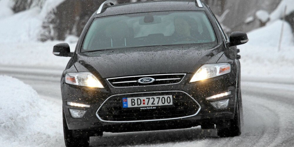 FORD MONDEO: Aldrende modell, men i enkelte versjoner fortsatt blant de beste målt mot sammenlignbare konkurrenter. FOTO: Terje Bjørnsen FORD MONDEO: Aldrende modell, men i enkelte versjoner fortsatt blant de beste målt mot sammenlignbare konkurrenter. FOTO: Terje Bjørnsen