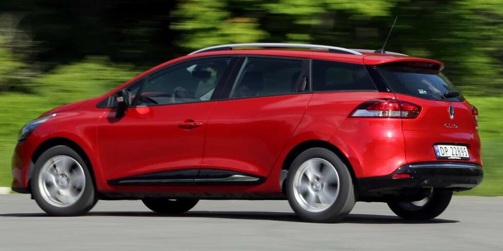 DEN BILLIGSTE: Renault Clio Sport Tourer er Norges billigste nye stasjonsvogn. Prisen starter på 170 000 kroner. DEN BILLIGSTE: Renault Clio Sport Tourer er Norges billigste nye stasjonsvogn. Prisen starter på 170 000 kroner.