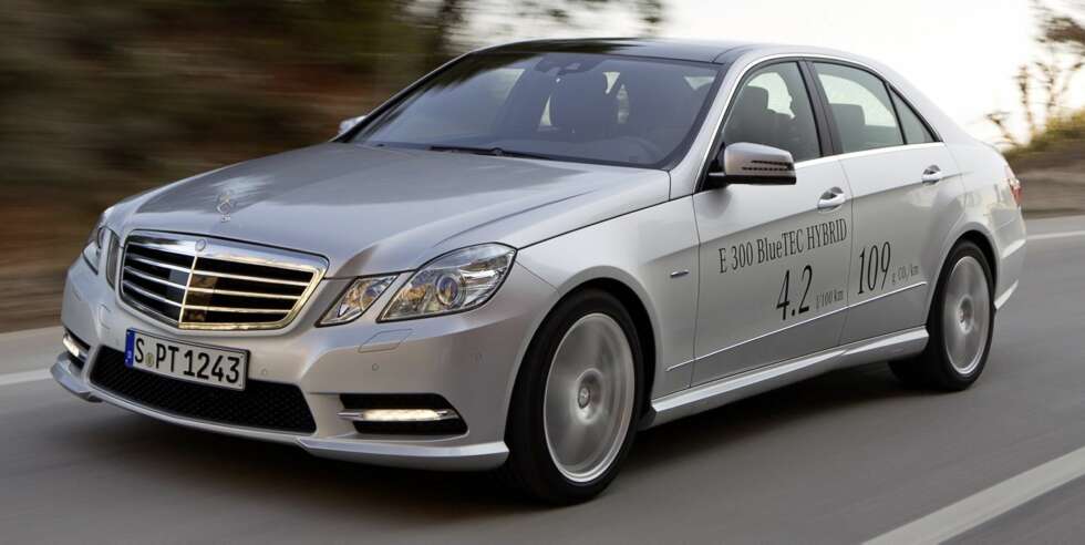 KONKURRENT: Mercedes E300 BlueTEC HYBRID. FOTO: Daimler AG KONKURRENT: Mercedes E300 BlueTEC HYBRID. FOTO: Daimler AG