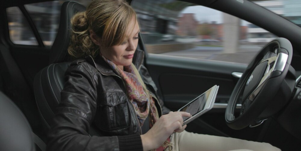 FORSKER: Volvo er blant produsentene som jobber med selvkjørende biler. FOTO: Volvo FORSKER: Volvo er blant produsentene som jobber med selvkjørende biler. FOTO: Volvo