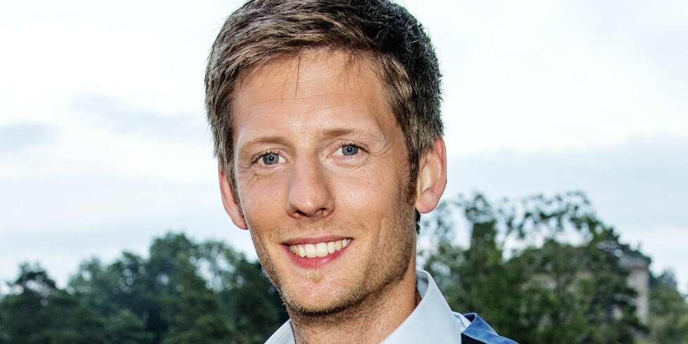 SVETT SMIL: Gaute Grøtta Grav har alltid smilet på lur, men det spørs om ikke joggeturen sist uke har fått ham til å endre ruten neste gang han skal ut å trimme. SVETT SMIL: Gaute Grøtta Grav har alltid smilet på lur, men det spørs om ikke joggeturen sist uke har fått ham til å endre ruten neste gang han skal ut å trimme.