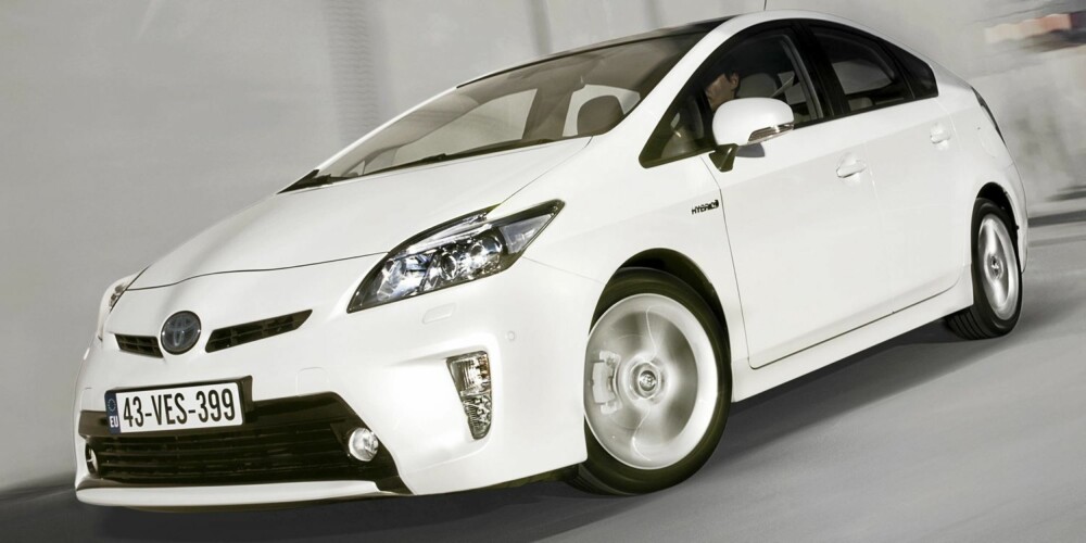 IKKE BEST: Toyota er med i toppen, men vinner ikke i noen av de ni kategoriene. Prius er ifølge Dekra tredje beste bruktbil i kompaktklassen. IKKE BEST: Toyota er med i toppen, men vinner ikke i noen av de ni kategoriene. Prius er ifølge Dekra tredje beste bruktbil i kompaktklassen.