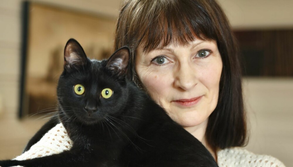 GODT LIV: Nå er Jonas en voksen og glad katt som trives hos Siv Bremnes og familien hennes. GODT LIV: Nå er Jonas en voksen og glad katt som trives hos Siv Bremnes og familien hennes.