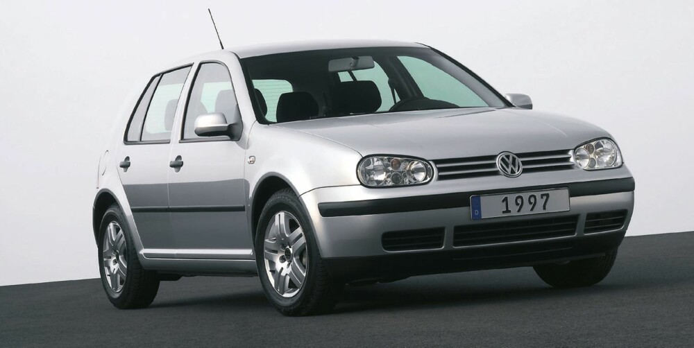 OLJELEKKAJSE: Holder seg brukbart, men flere ting på denne generasjonen av Golf bør sjekkes nøye. FOTO: VW OLJELEKKAJSE: Holder seg brukbart, men flere ting på denne generasjonen av Golf bør sjekkes nøye. FOTO: VW