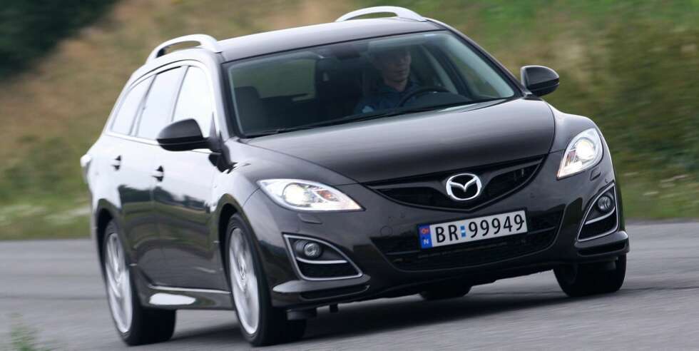 EDDERKOPP-ELSKET: Det er denne modellserien av Mazda 6 edderkoppene trives i. Problemet er utelukkende kjent fra biler produsert ved en fabrikk i Flat Rock, Michigan, USA. Disse bilene er ikke solgt i Norge. FOTO: Egil Nordlien, HM Foto EDDERKOPP-ELSKET: Det er denne modellserien av Mazda 6 edderkoppene trives i. Problemet er utelukkende kjent fra biler produsert ved en fabrikk i Flat Rock, Michigan, USA. Disse bilene er ikke solgt i Norge. FOTO: Egil Nordlien, HM Foto