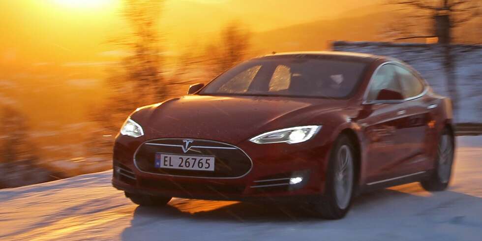 TESLA MODEL S: Siden oktober i fjor er det solgt 3234 Tesla Model S i Norge. TESLA MODEL S: Siden oktober i fjor er det solgt 3234 Tesla Model S i Norge.