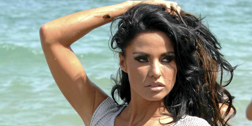 JUST MARRIED: Jordan aka Katie Price og av-og-på-kjæresten Alex Reid skal ha giftet seg i Vegas. JUST MARRIED: Jordan aka Katie Price og av-og-på-kjæresten Alex Reid skal ha giftet seg i Vegas.