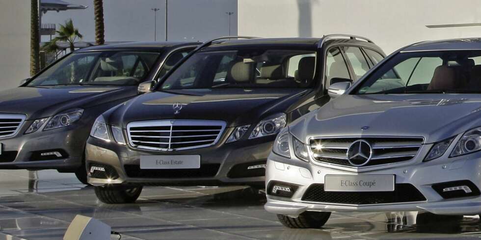ANNERLEDESLANDET: Det er fart i bilsalget i Norge og vi bruktimporterer luksusbiler som aldri før. Foto: Daimler AG ANNERLEDESLANDET: Det er fart i bilsalget i Norge og vi bruktimporterer luksusbiler som aldri før. Foto: Daimler AG