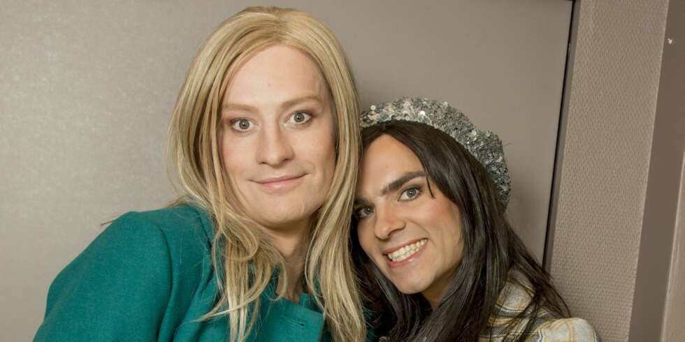 SOM TINA OG BETTINA: Odd-Magnus «Tina» Williamson og Henrik Bettina» Thodesen er kinoaktuelle med «Tina & Bettina - The Movie». SOM TINA OG BETTINA: Odd-Magnus «Tina» Williamson og Henrik Bettina» Thodesen er kinoaktuelle med «Tina & Bettina - The Movie».