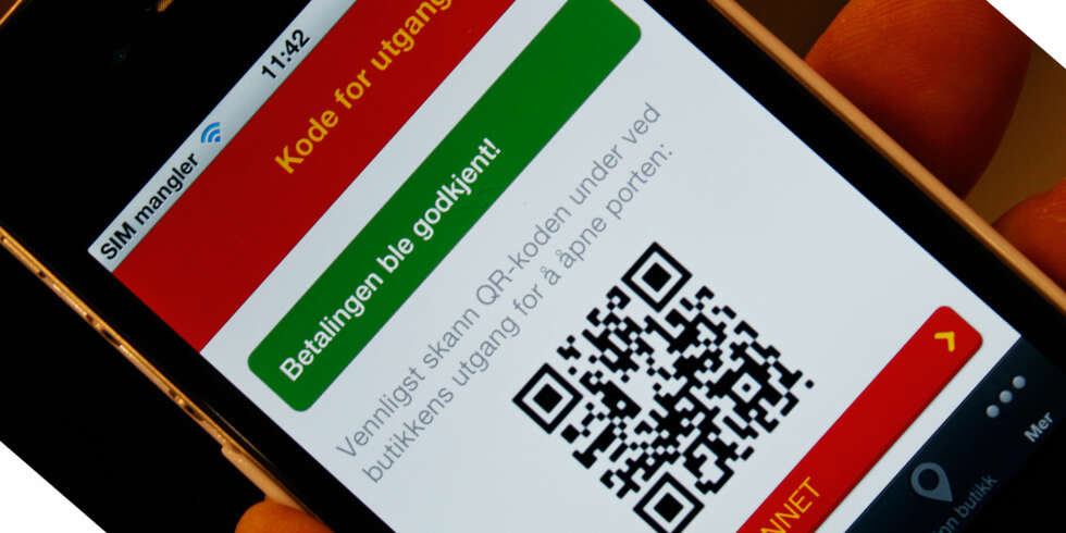 KVITTERING: Når du har betalt får du en QR-kode som må skannes før du får forlate butikken. KVITTERING: Når du har betalt får du en QR-kode som må skannes før du får forlate butikken.