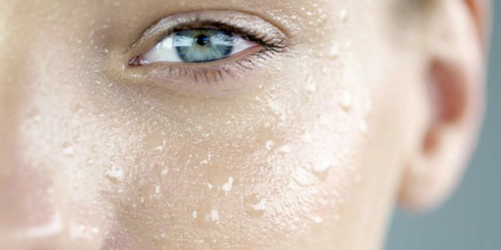 PEN HUD: Hvor mye kremen kan påvirke fra utsiden, er avhengig av ingrediensene som benyttes og hva formelen forøvrig inneholder. PEN HUD: Hvor mye kremen kan påvirke fra utsiden, er avhengig av ingrediensene som benyttes og hva formelen forøvrig inneholder.