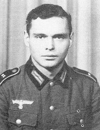 Myrsoldaten Karl-Heinz Hoffmann skrev en rystende skildring av sine opplevelser i Norge, med sterke anklager både mot britiske og norske myndigheter for å ha godtatt den skandaløse behandlingen i Rohrbrunn. Myrsoldaten Karl-Heinz Hoffmann skrev en rystende skildring av sine opplevelser i Norge, med sterke anklager både mot britiske og norske myndigheter for å ha godtatt den skandaløse behandlingen i Rohrbrunn.