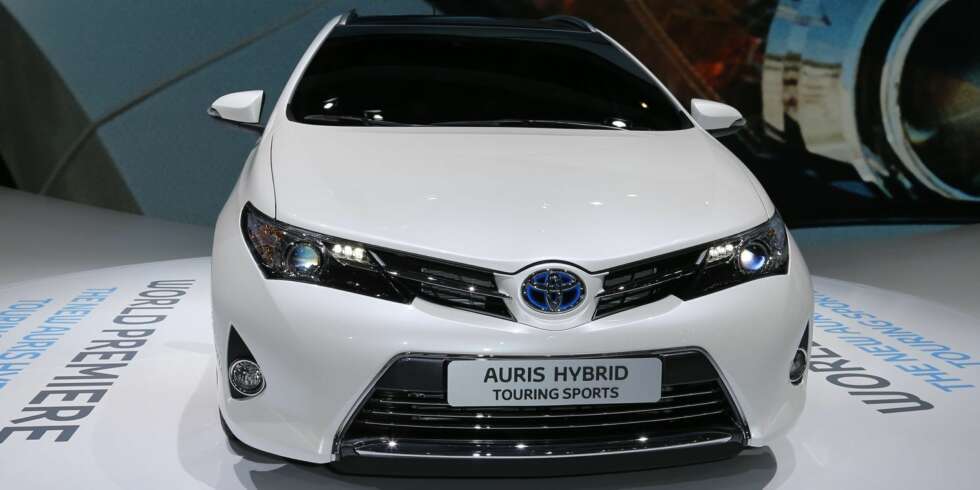 SINTERE: Nye Auris har fått en mer aggressiv look. FOTO: Toyota SINTERE: Nye Auris har fått en mer aggressiv look. FOTO: Toyota