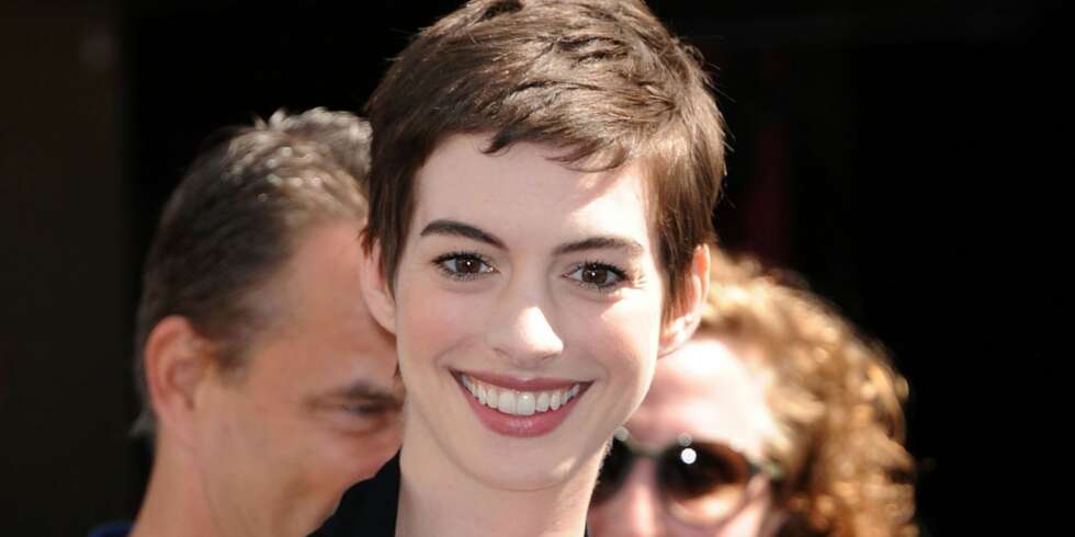 EVENTYR: Anna Hathaway møtte sin drømmeprins for fire år siden. I helgen giftet de seg. EVENTYR: Anna Hathaway møtte sin drømmeprins for fire år siden. I helgen giftet de seg.