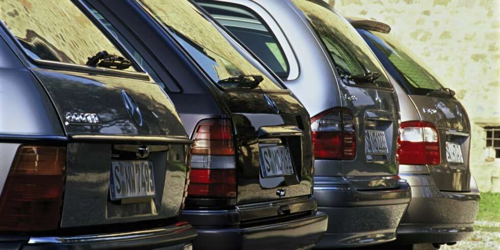 SKJER'A?: Mercedes-Benz scorer bra i en kvalitetsundersøkelse og dårlig i en annen. Hvordan kan det ha seg. FOTO: Daimler AG SKJER'A?: Mercedes-Benz scorer bra i en kvalitetsundersøkelse og dårlig i en annen. Hvordan kan det ha seg. FOTO: Daimler AG