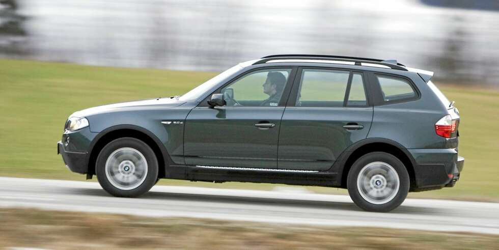 TO-LITER: Det er to-liters diesel som gjelder i brukt BMW X3. Den er nøysom og gir tilstrekkelige ytelser. FOTO: Terje Bjørnsen TO-LITER: Det er to-liters diesel som gjelder i brukt BMW X3. Den er nøysom og gir tilstrekkelige ytelser. FOTO: Terje Bjørnsen