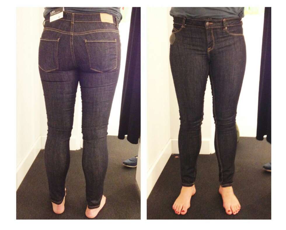GINA TRICOT
Modell: Lisa Super Stretch Skinny
Str. 40
Pris: 299 kr GINA TRICOT
Modell: Lisa Super Stretch Skinny
Str. 40
Pris: 299 kr