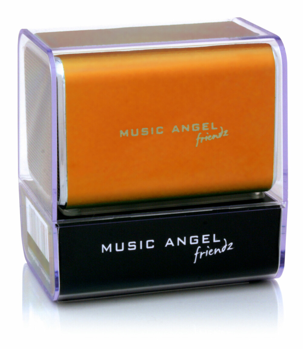 INNPAKNING: Oppfinneren av Music Angel Friendz tror innpakningen er en av flere årsaker til at høyttaleren har solgt så bra. INNPAKNING: Oppfinneren av Music Angel Friendz tror innpakningen er en av flere årsaker til at høyttaleren har solgt så bra.