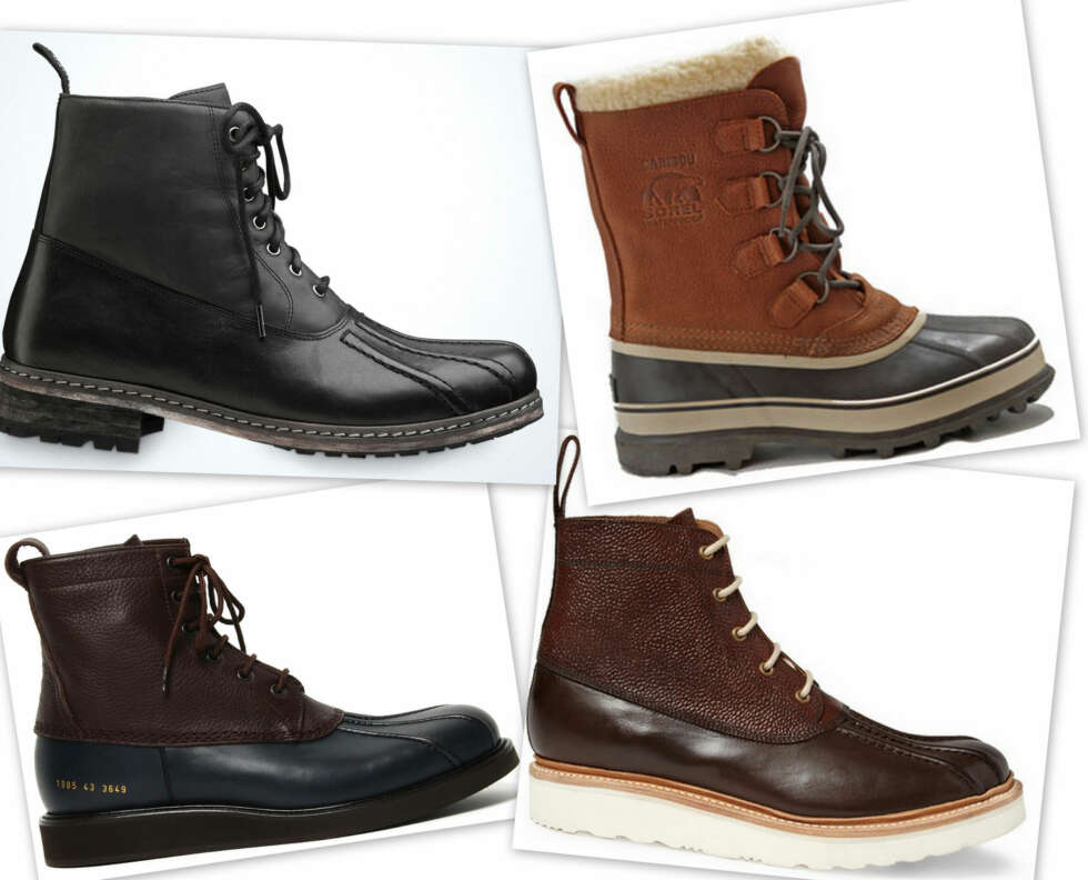 DUCK BOOTS:
Øverst til venstre: Stilrene skinnsko med gummiåle fra Tiger of Sweden, kr 2999. Øverst til høyre: Sorte andejaktstøvler med ullfôr fra Sorel, kr 1499.
Nederst til venstre: Moderne duck boots fra Common Projects, kr 4100. Nederst til høyre: Kule brune boots fra Grenson, kr 2695,- DUCK BOOTS:
Øverst til venstre: Stilrene skinnsko med gummiåle fra Tiger of Sweden, kr 2999. Øverst til høyre: Sorte andejaktstøvler med ullfôr fra Sorel, kr 1499.
Nederst til venstre: Moderne duck boots fra Common Projects, kr 4100. Nederst til høyre: Kule brune boots fra Grenson, kr 2695,-