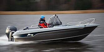 32 KNOP: Velger du 60-hesteren, er det naturlig nok duket for mer guffe og en toppfart på rundt 32 knop, men da vokser prislappen også tilsvarende. FOTO: Terje Haugen 32 KNOP: Velger du 60-hesteren, er det naturlig nok duket for mer guffe og en toppfart på rundt 32 knop, men da vokser prislappen også tilsvarende. FOTO: Terje Haugen