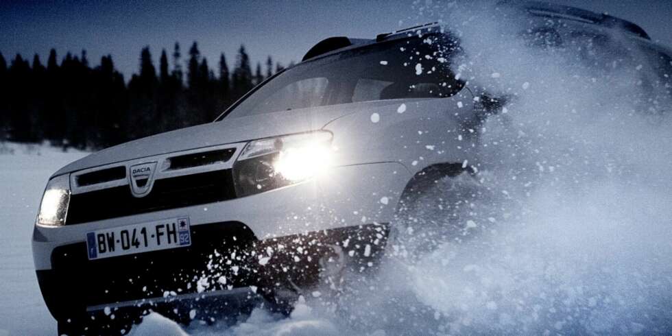 BILLIG-SUV: Med Dacia Duster er det mulig å realisere en ganske stor SUV til rundt 260 000 kroner. FOTO: Lee Brimble BILLIG-SUV: Med Dacia Duster er det mulig å realisere en ganske stor SUV til rundt 260 000 kroner. FOTO: Lee Brimble