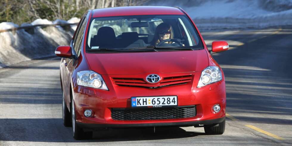 MEGET SOLID: Toyota Auris: FOTO: Terje Bjørnsen MEGET SOLID: Toyota Auris: FOTO: Terje Bjørnsen