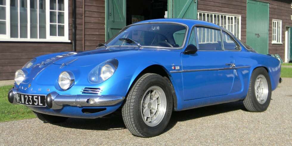 KLASSIKER: Alpine A110 Berlinette, kanskje den mest berømte sportsbilen til Renault gjennom tidene. Nå får den endelig en etterfølger. FOTO: Newspress KLASSIKER: Alpine A110 Berlinette, kanskje den mest berømte sportsbilen til Renault gjennom tidene. Nå får den endelig en etterfølger. FOTO: Newspress