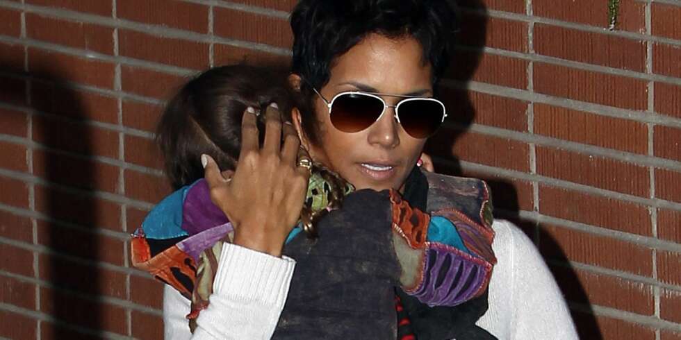 VIL FLYTTE: Halle Berry ønsker å flytte til Frankrike sammen med kjæresten Olivier Martinez og datteren Nahla. VIL FLYTTE: Halle Berry ønsker å flytte til Frankrike sammen med kjæresten Olivier Martinez og datteren Nahla.