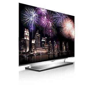 OLED: Slik ser LG OLED TV 55EM970 ut. Den er kun 4 millimeter tykk og har en syltynn ramme. OLED: Slik ser LG OLED TV 55EM970 ut. Den er kun 4 millimeter tykk og har en syltynn ramme.